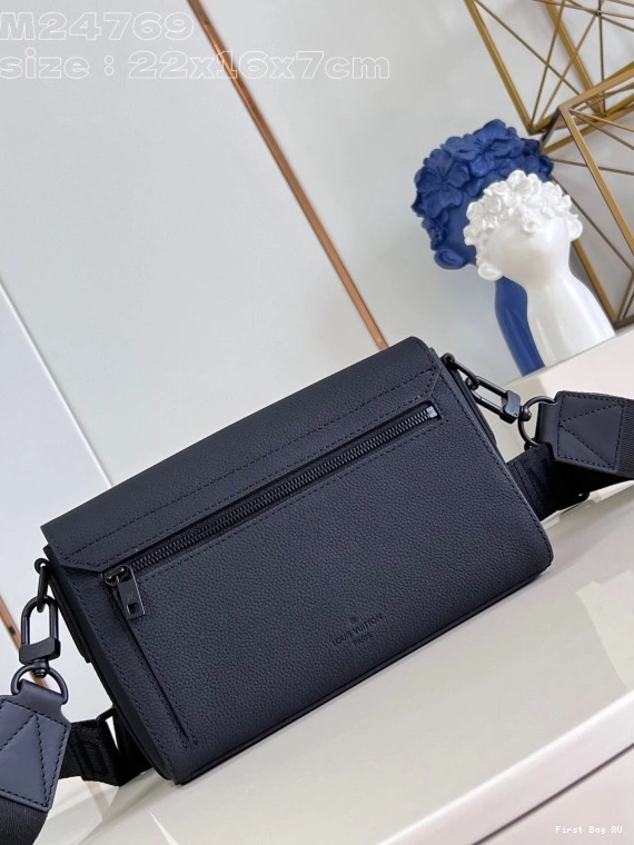 First bag ru LOUIS Messenger Takeoff VUITTON PM-22*16.5*7CM 0731